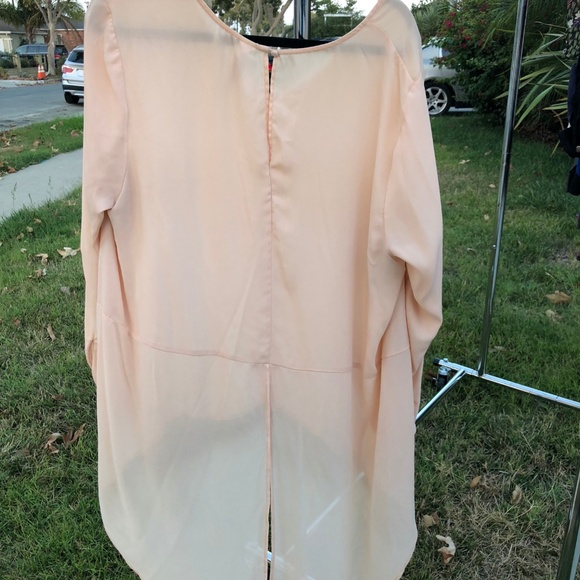 Light Pink High/Low Blouse - Picture 3 of 5
